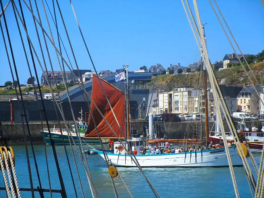 Port de Granville près du camping Agon-Coutainville dans la Manche