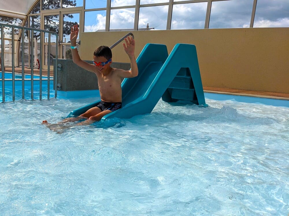 Camping famillial avec piscine dans la Manche