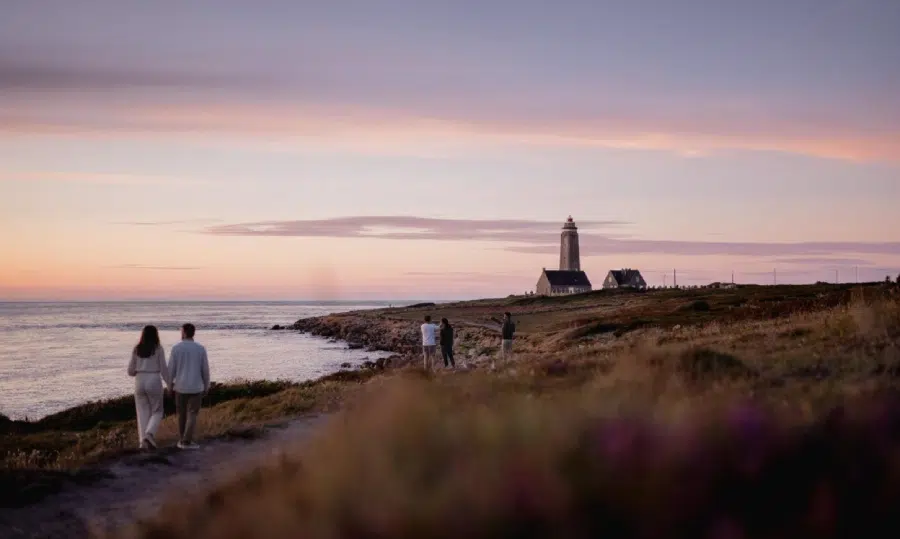 Camping bord de mer Cherbourg situé à proximité de la plage et du littoral
