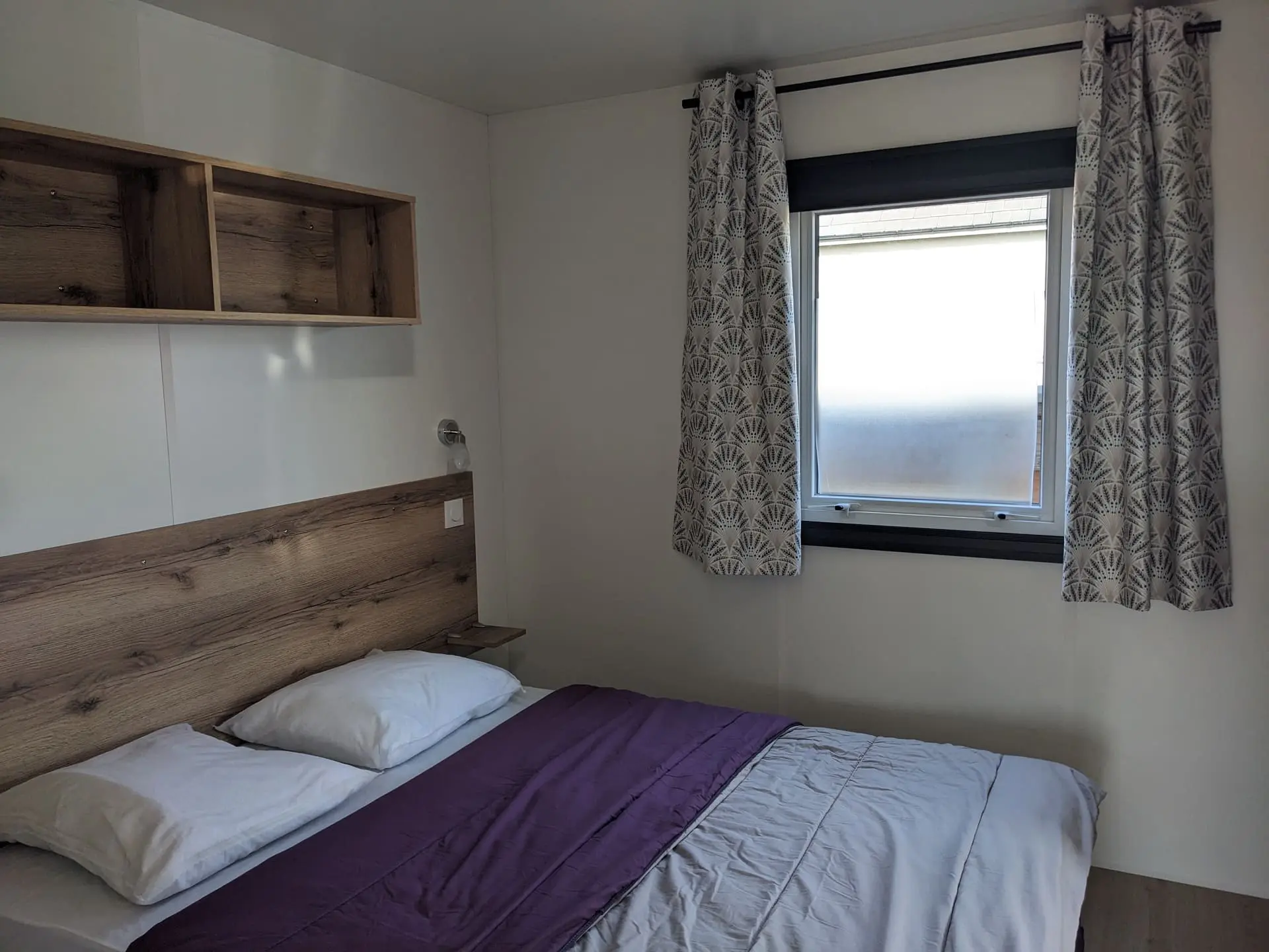 Mobil home avec 1 chambre idéal pour 2 personnes camping près de Granville à Agon coutainville